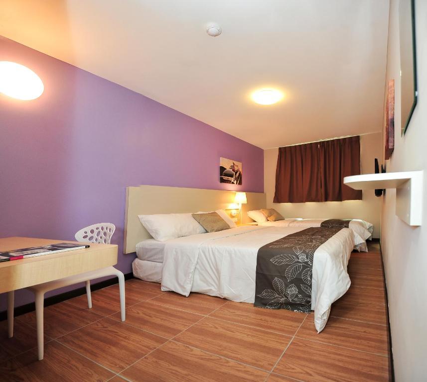 Station Eight Inn Ipoh Room photo